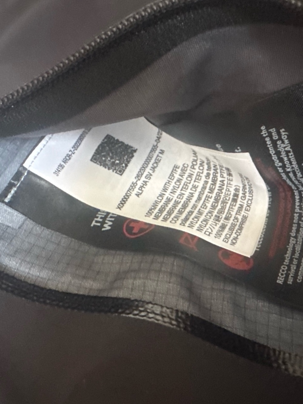 Arc'teryx Alpha SV Black Size Medium Waterproof Jacket - Picture 4 of 5